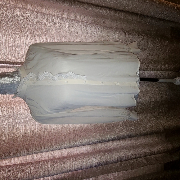 Sézane Cream Blouse with Bishop Sleeves and Peter Pan Collar - Picture 6 of 10